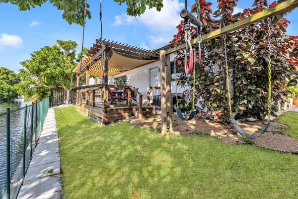 $599,000 | 2000 Northwest 38th Street, Oakland Park, FL 33309
