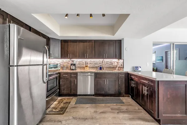 $599,000 | 2000 Northwest 38th Street, Oakland Park, FL 33309