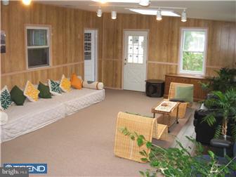263 Magnolia Road Warminster, PA 18974 - Photo 5 of 12 Sun Room