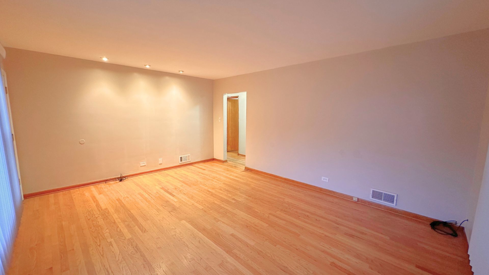 18429 Ridgewood Avenue Lansing, IL 60438 - Photo 3 of 21