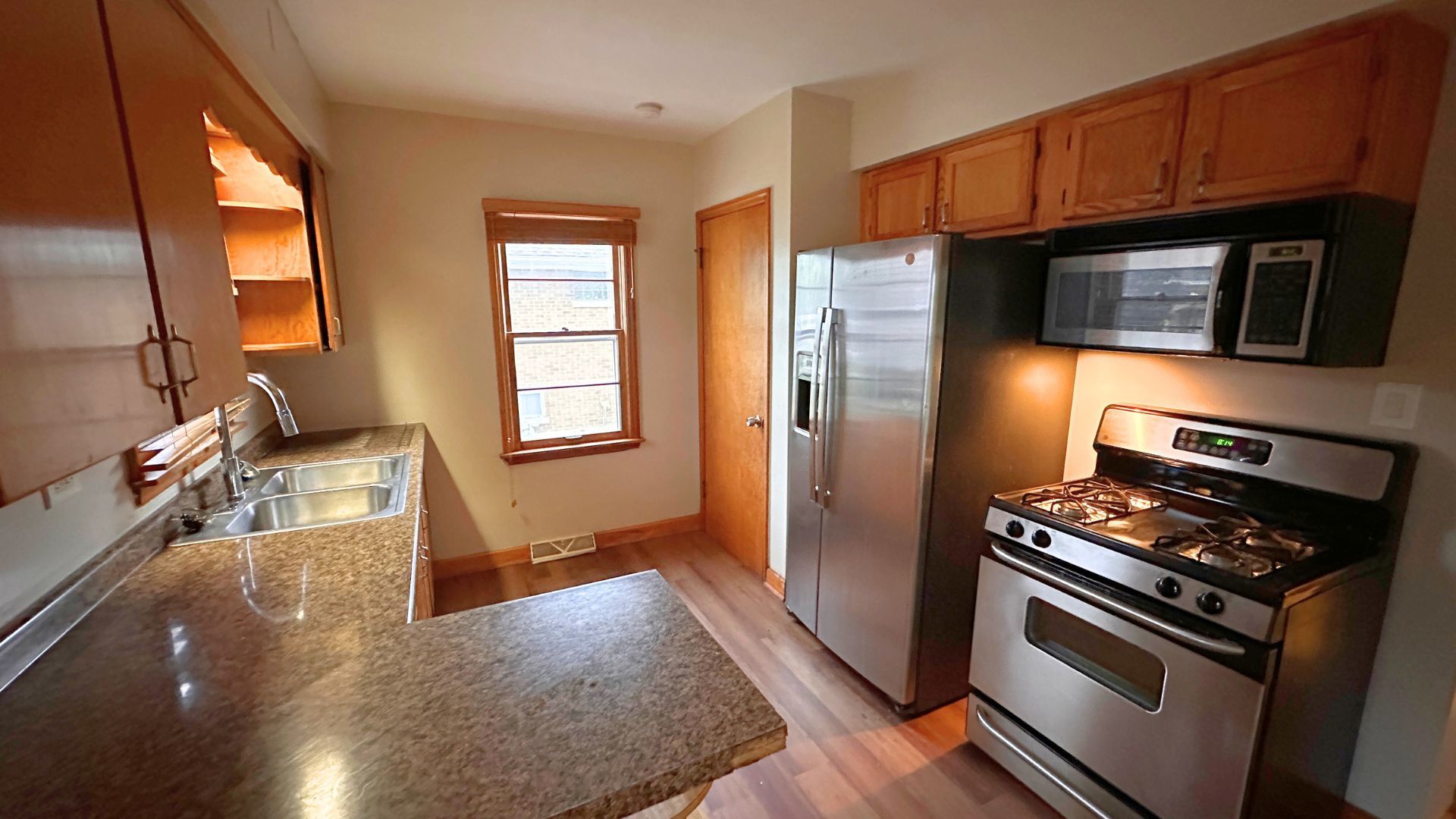 18429 Ridgewood Avenue Lansing, IL 60438 - Photo 5 of 21