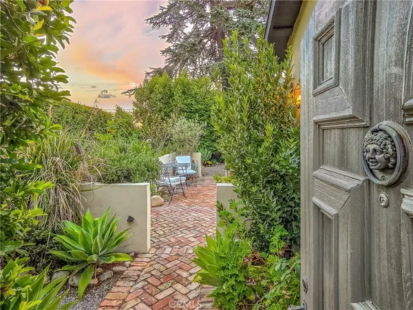 $1,885,000 | 761 West 11th Street, Claremont, CA 91711