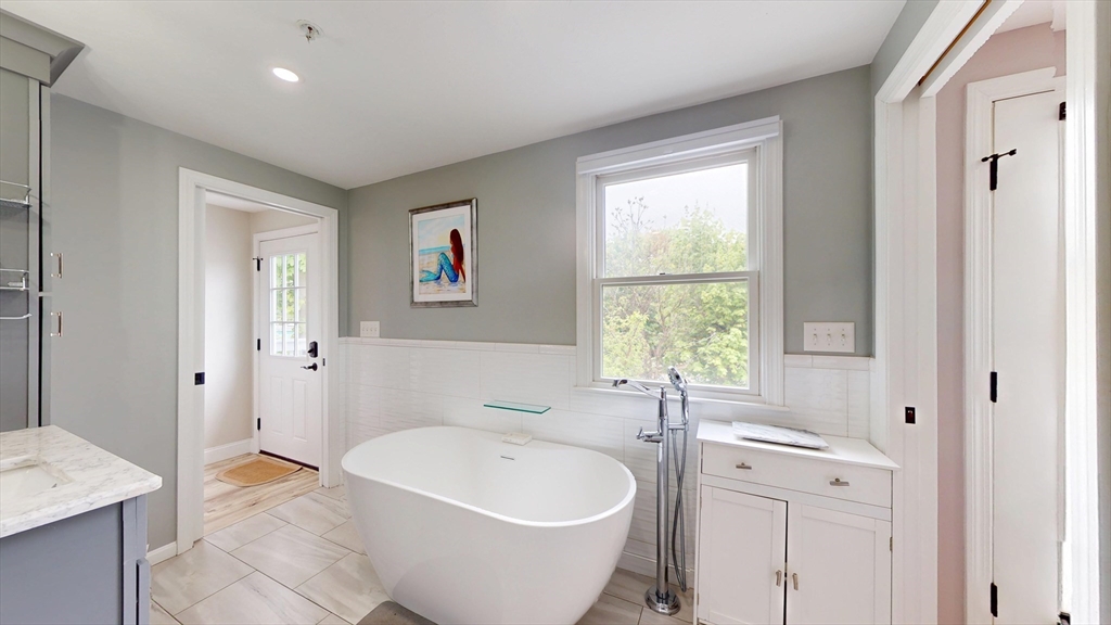 400 Main Street Reading, MA 01867 - Photo 22 of 42