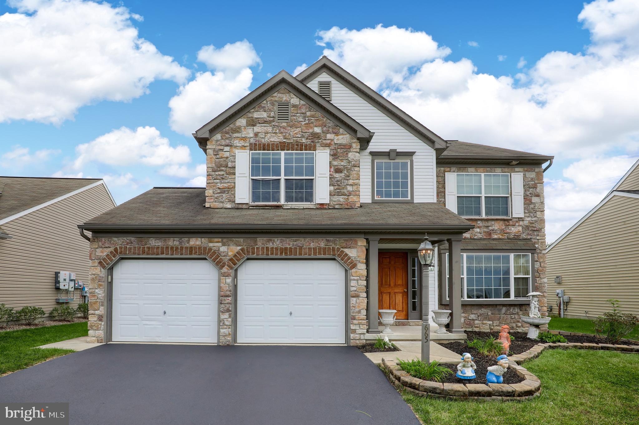 665 Hamaker Road Manheim, PA 17545 - Photo 1 of 33