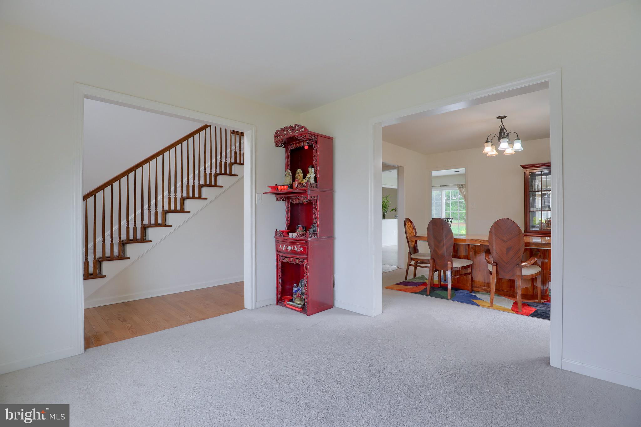 665 Hamaker Road Manheim, PA 17545 - Photo 8 of 33