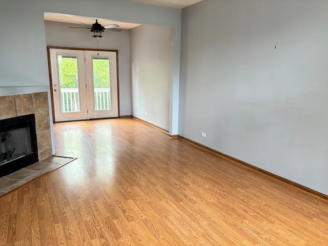 $254,900 | 3032 Woodside Drive, Joliet, IL 60431