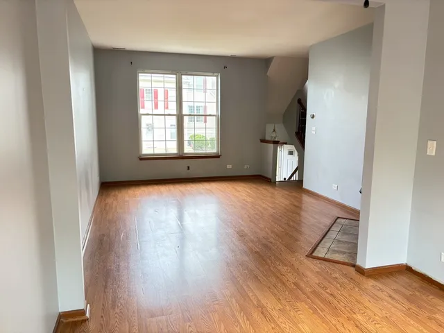 $254,900 | 3032 Woodside Drive, Joliet, IL 60431