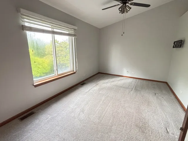 $254,900 | 3032 Woodside Drive, Joliet, IL 60431