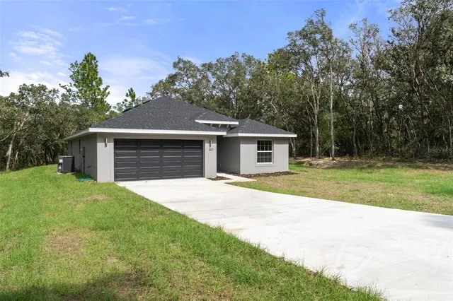 $2,400 | 837 East Gaines Lane, Hernando, FL 34442