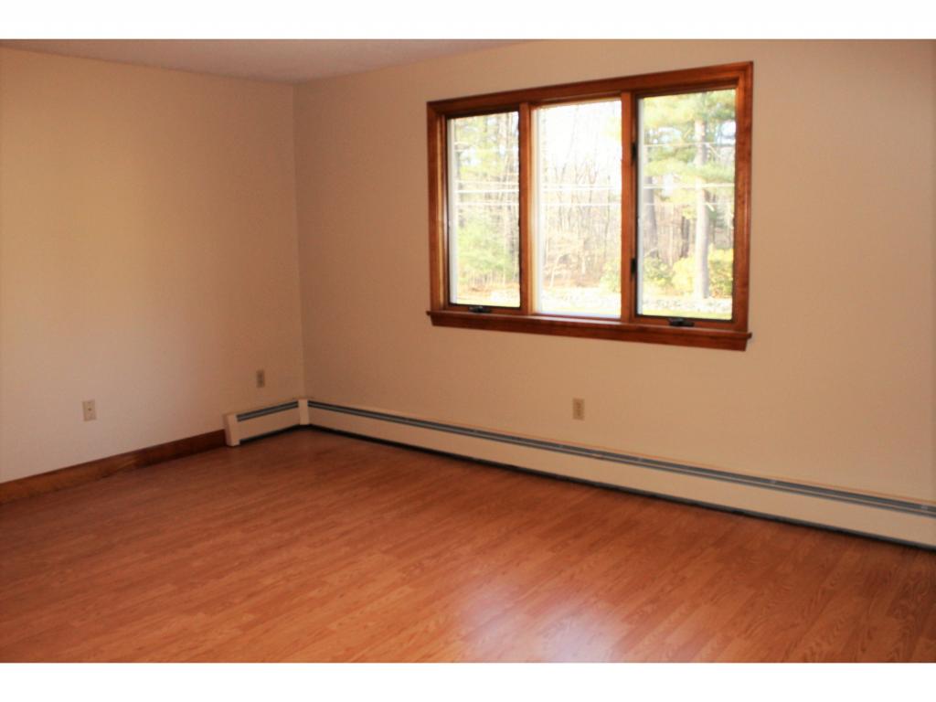 5 Robin Hood Road Windham, NH 03087 - Photo 18 of 23