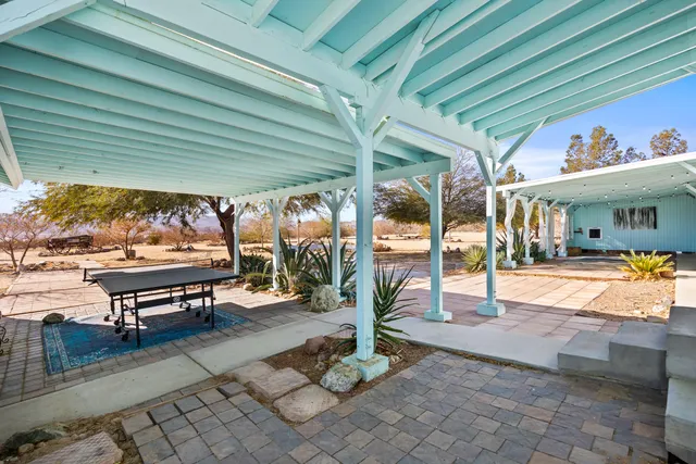 a view of a entryway of the house