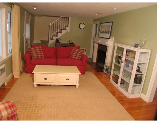 40 Nathaniel Road Winchester, MA 01890 - Photo 3 of 17 Gallery Image 3