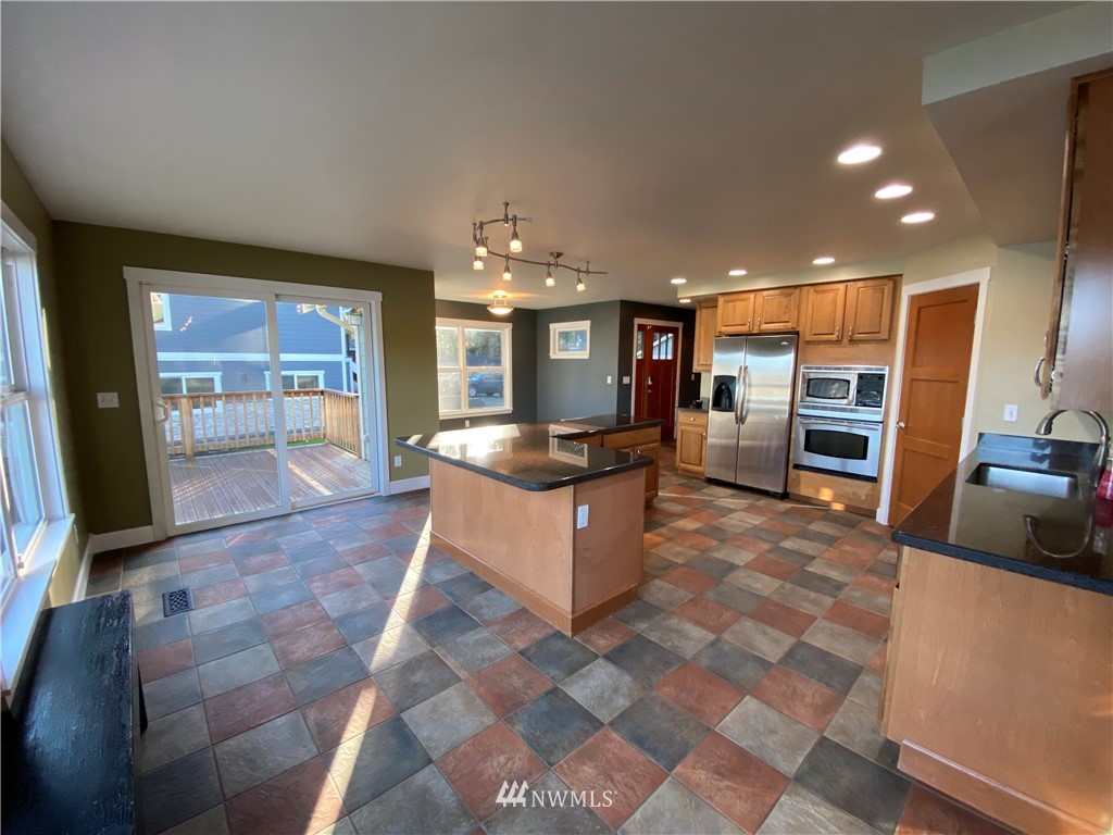 2714 Carpenter Road Southeast Lacey, WA 98503 - Photo 17 of 33 Gallery Image 17