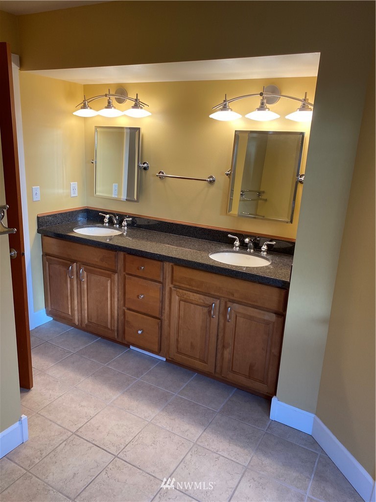 2714 Carpenter Road Southeast Lacey, WA 98503 - Photo 23 of 33 Gallery Image 23
