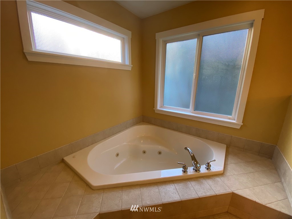 2714 Carpenter Road Southeast Lacey, WA 98503 - Photo 25 of 33 Gallery Image 25