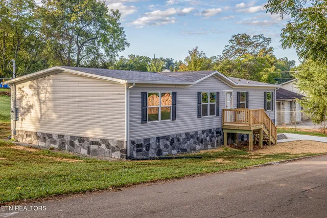 $214,900 | 120 East Fifth North Street, Morristown, TN 37814