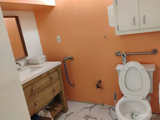 $1,275 | 209 East Gowe Street, Kent, WA 98032