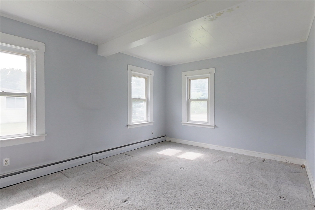 321 Main Street Townsend, MA 01469 - Photo 14 of 31