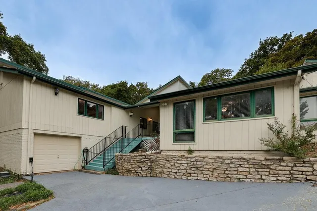 $550,000 | 1405 Blackhill Court, Arlington, TX 76012