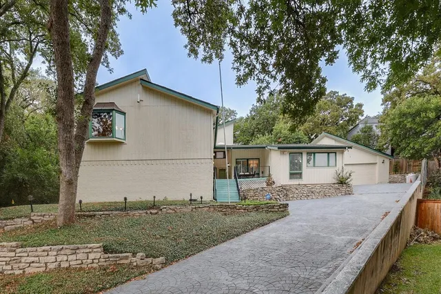$550,000 | 1405 Blackhill Court, Arlington, TX 76012