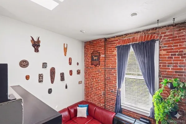 $285,000 | 2193 Arapahoe Street, Unit 14, Denver, CO 80205