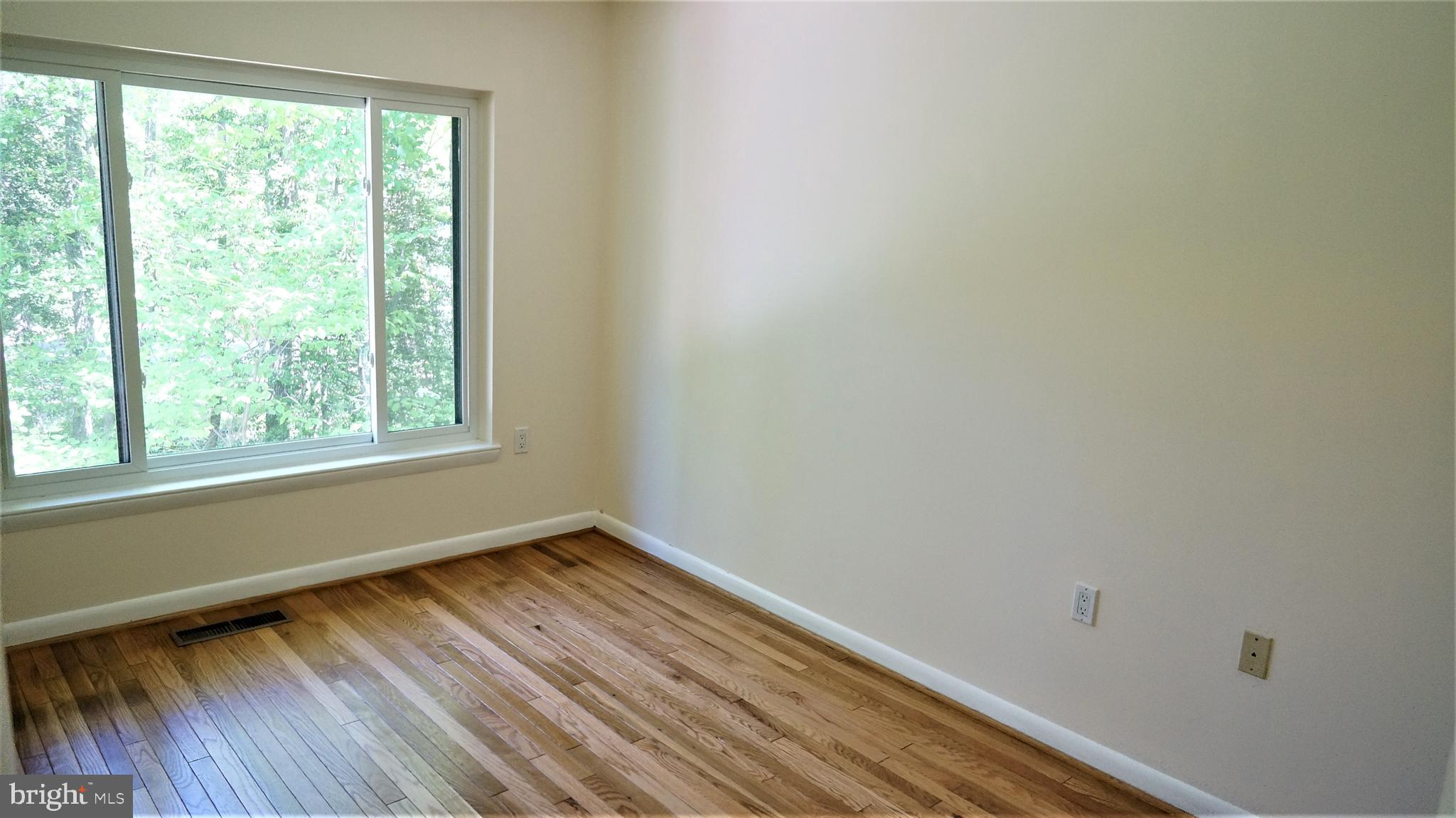 2008 Golf Course Drive Reston, VA 20191 - Photo 26 of 42