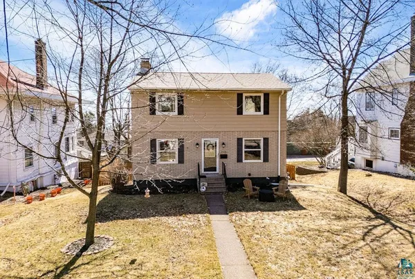 $449,900 | 2928 East Superior Street, Duluth, MN 55812