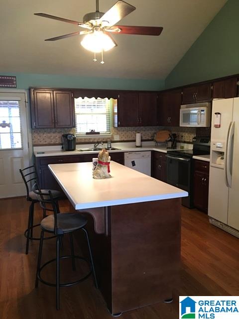 331 Twin Ridge Circle Lincoln, AL 35096 - Photo 3 of 40