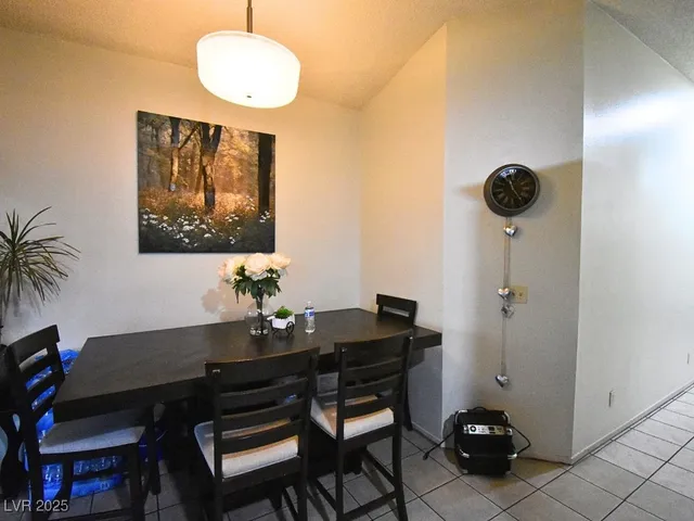 $319,999 | 4311 Faberge Avenue, Las Vegas, NV 89115