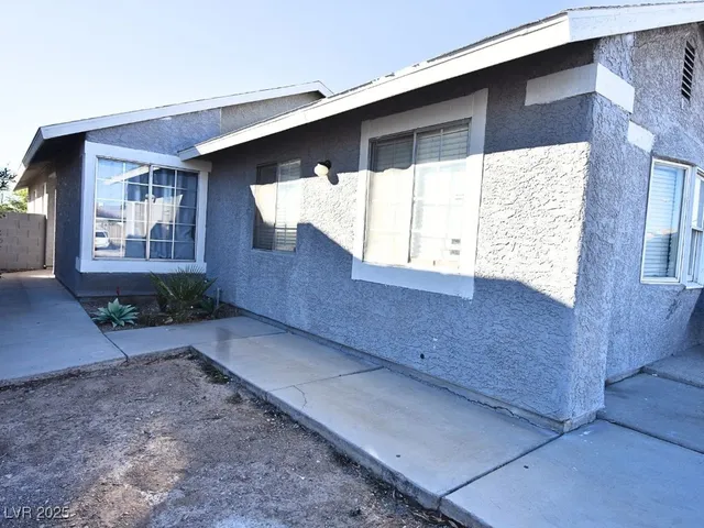 $319,999 | 4311 Faberge Avenue, Las Vegas, NV 89115