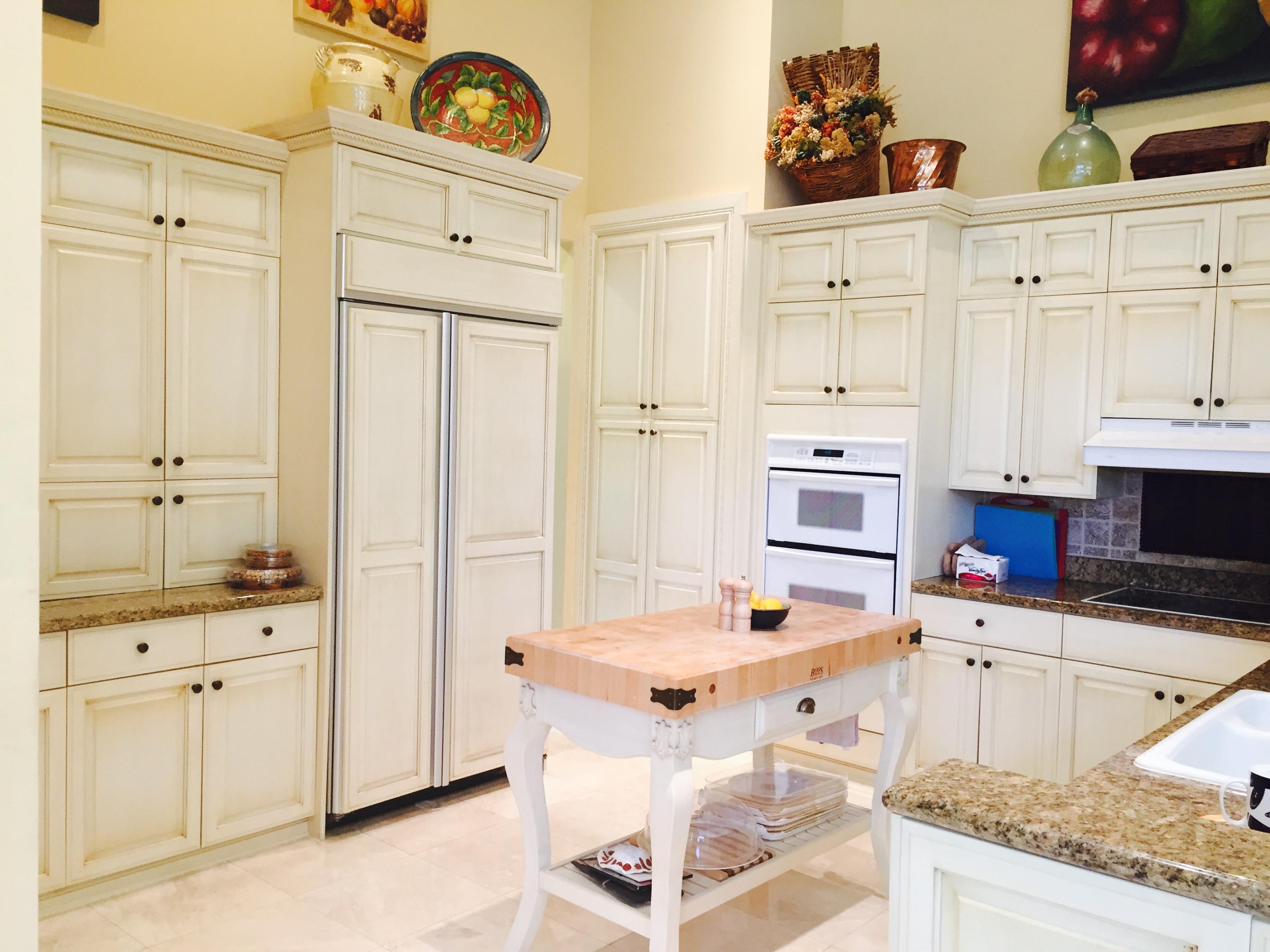 3164 St Annes Drive Boca Raton, FL 33496 - Photo 2 of 12 kitchen