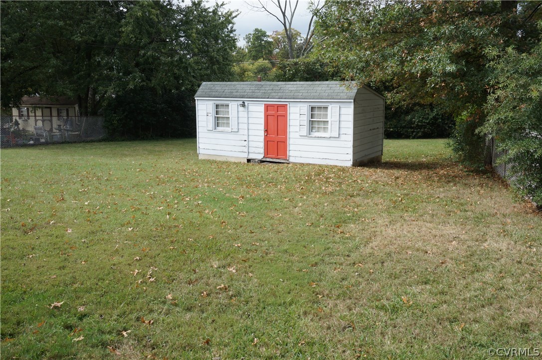 802 North Parham Road Henrico, VA 23229 - Photo 16 of 18 Gallery Image 16