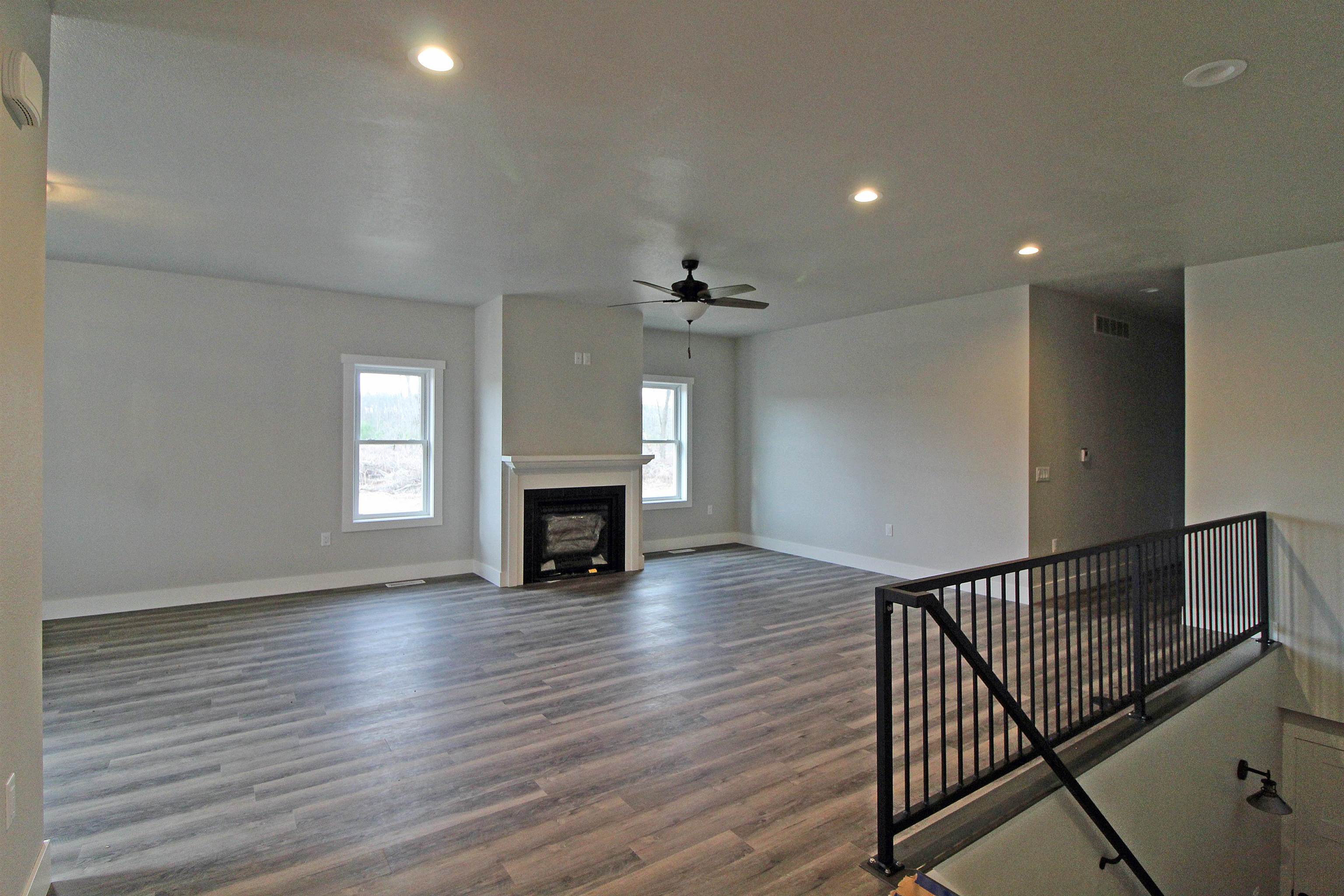 S12829 Spruce Spring Green Spring Green, WI 53588 - Photo 12 of 33