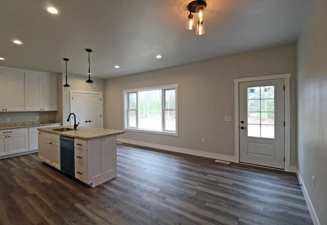 $599,900 | S12829 Spruce Spring Green, Spring Green, WI 53588