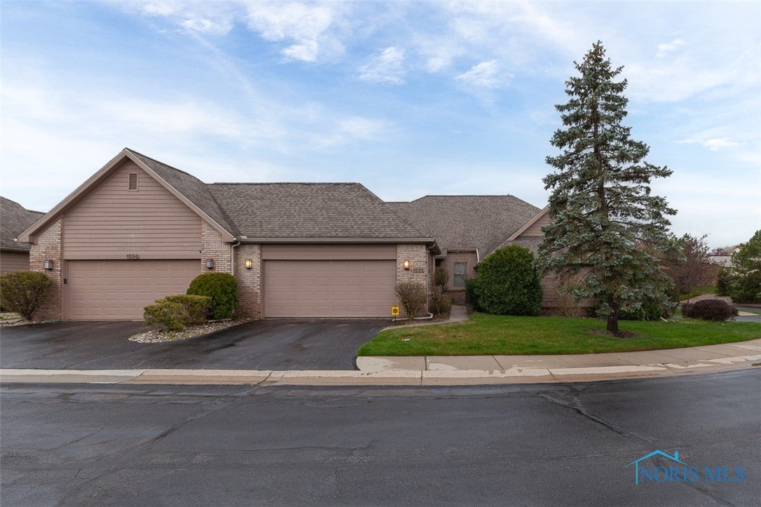 1532 Eaglebrook Road Toledo, OH 43615 - Photo 1 of 37 Gallery Image 1