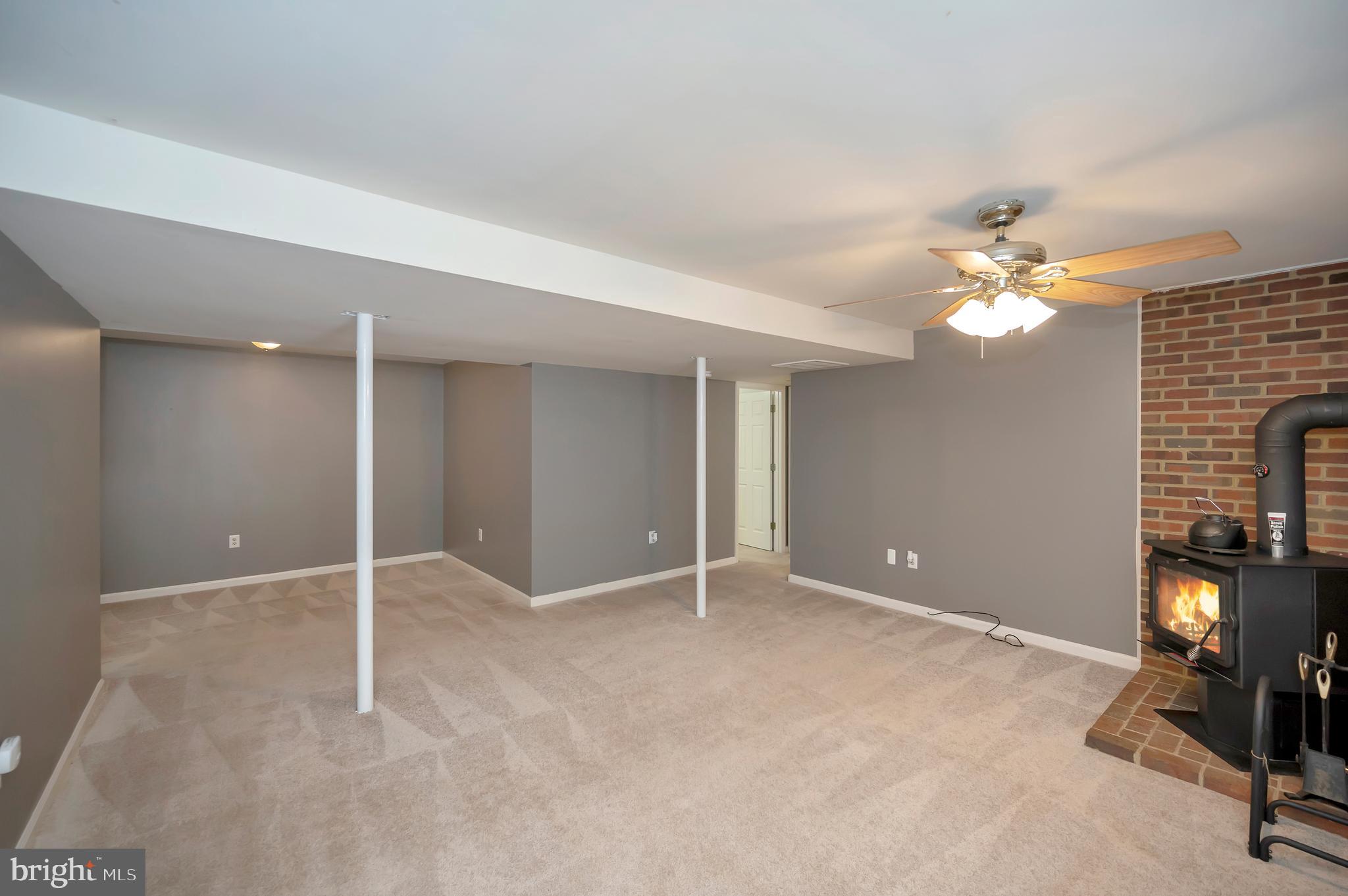 10165 Meadows Road Locust Grove, VA 22508 - Photo 29 of 52 fam rm with rec room offset