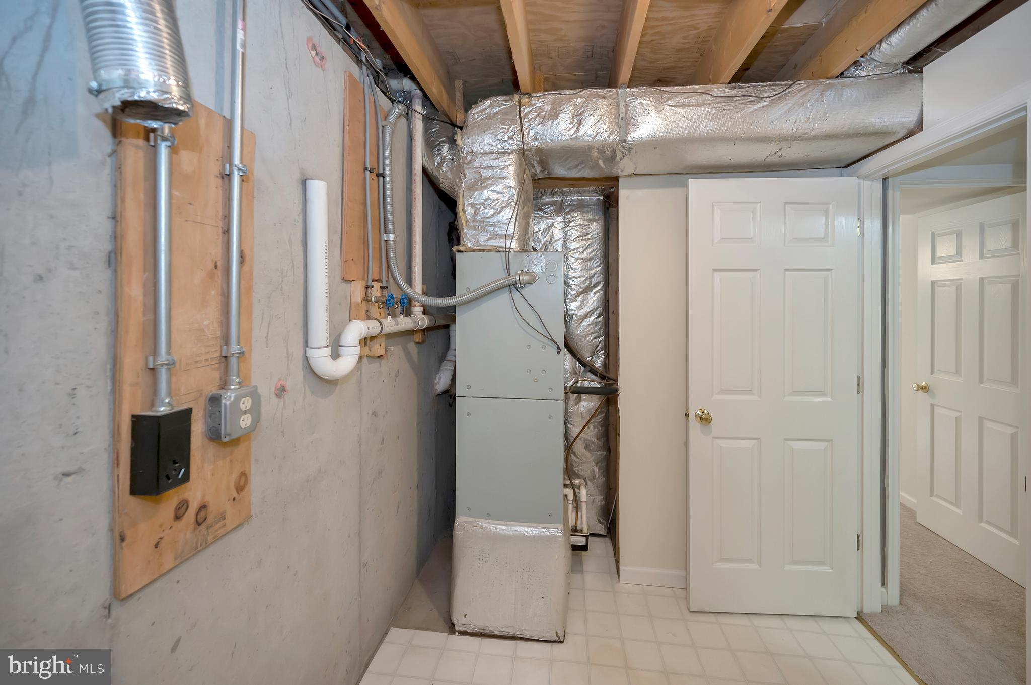 10165 Meadows Road Locust Grove, VA 22508 - Photo 34 of 52 utility rooom