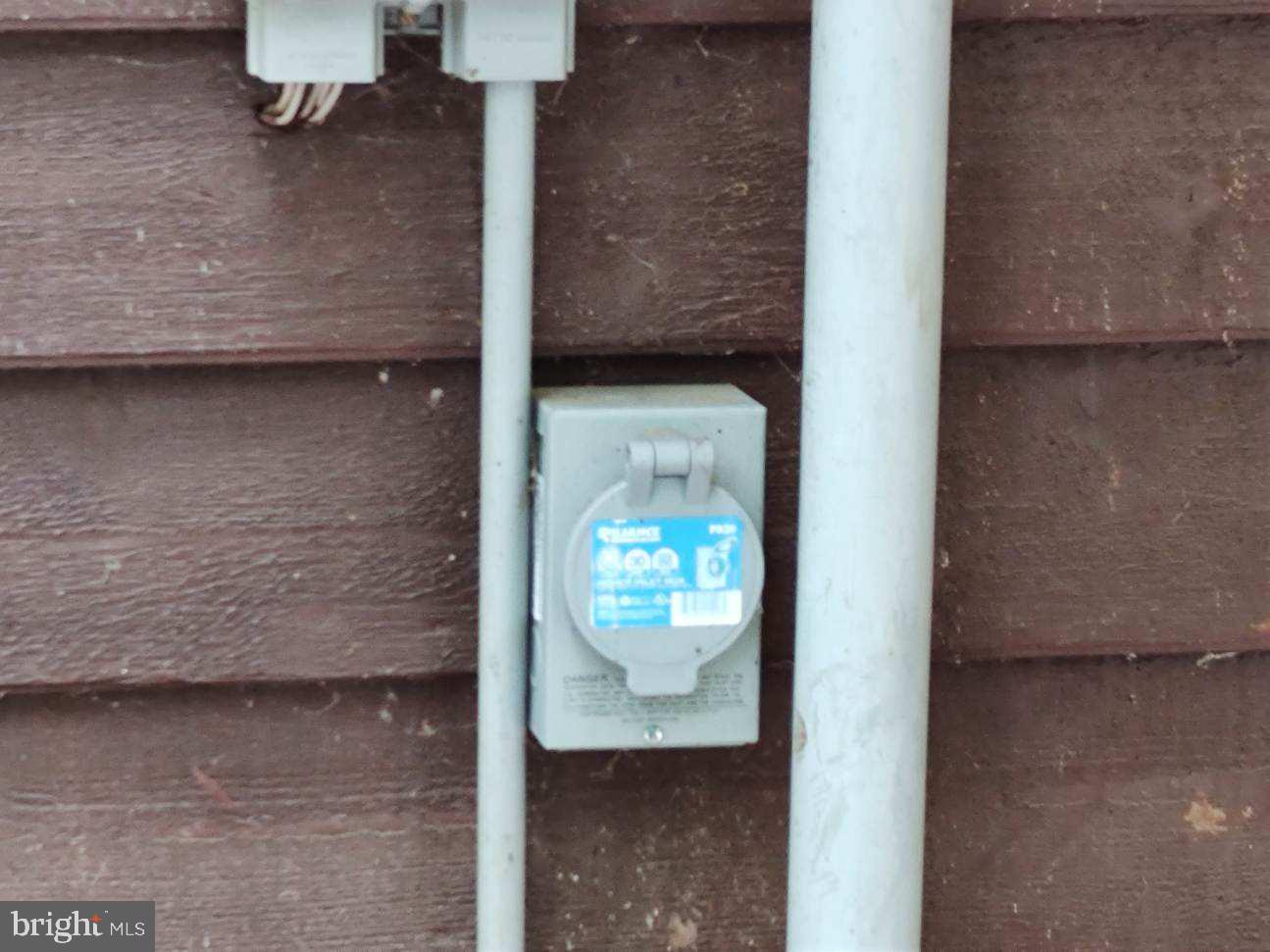 10165 Meadows Road Locust Grove, VA 22508 - Photo 44 of 52 generator plug hook up