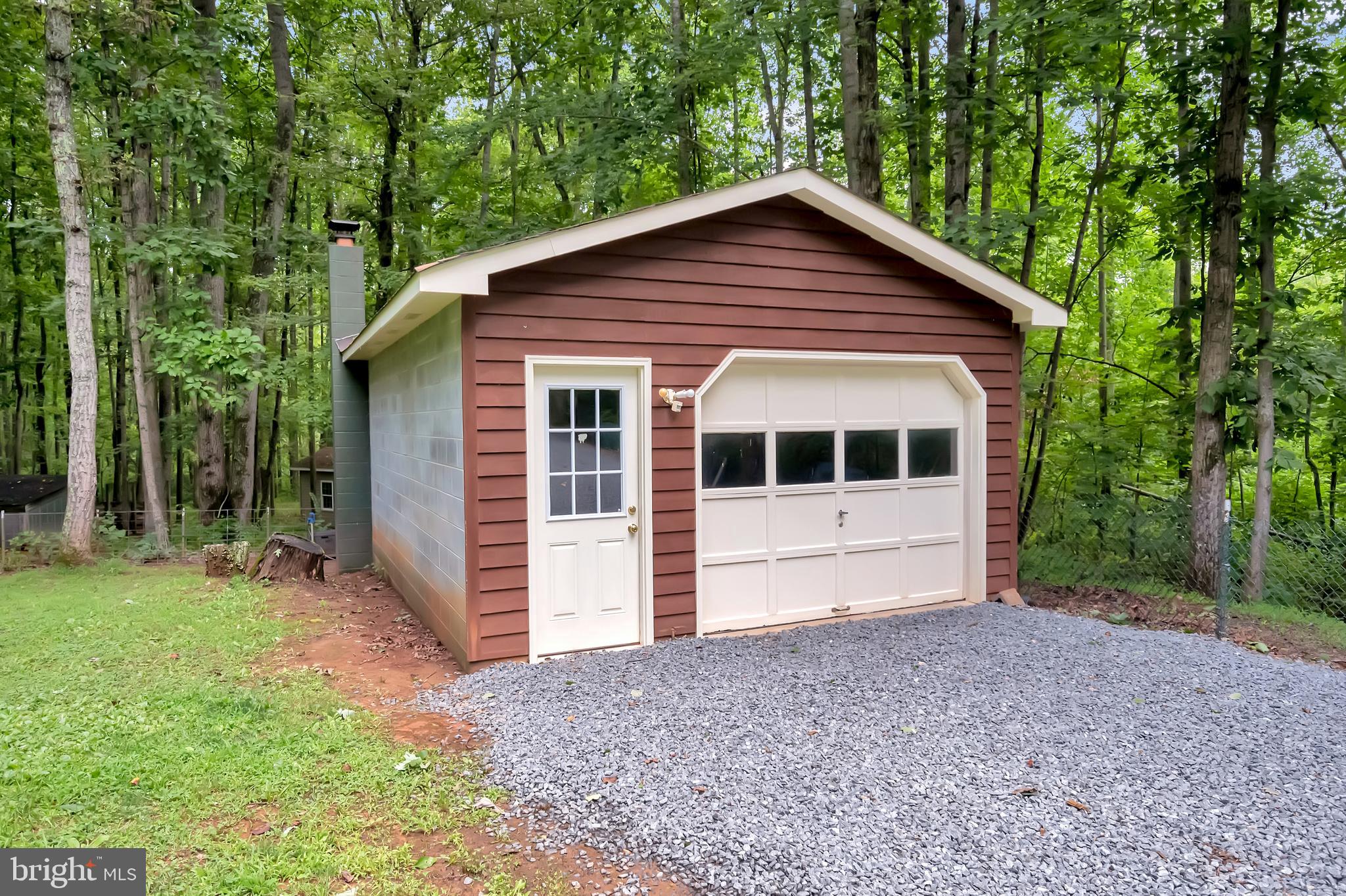 10165 Meadows Road Locust Grove, VA 22508 - Photo 45 of 52 garage