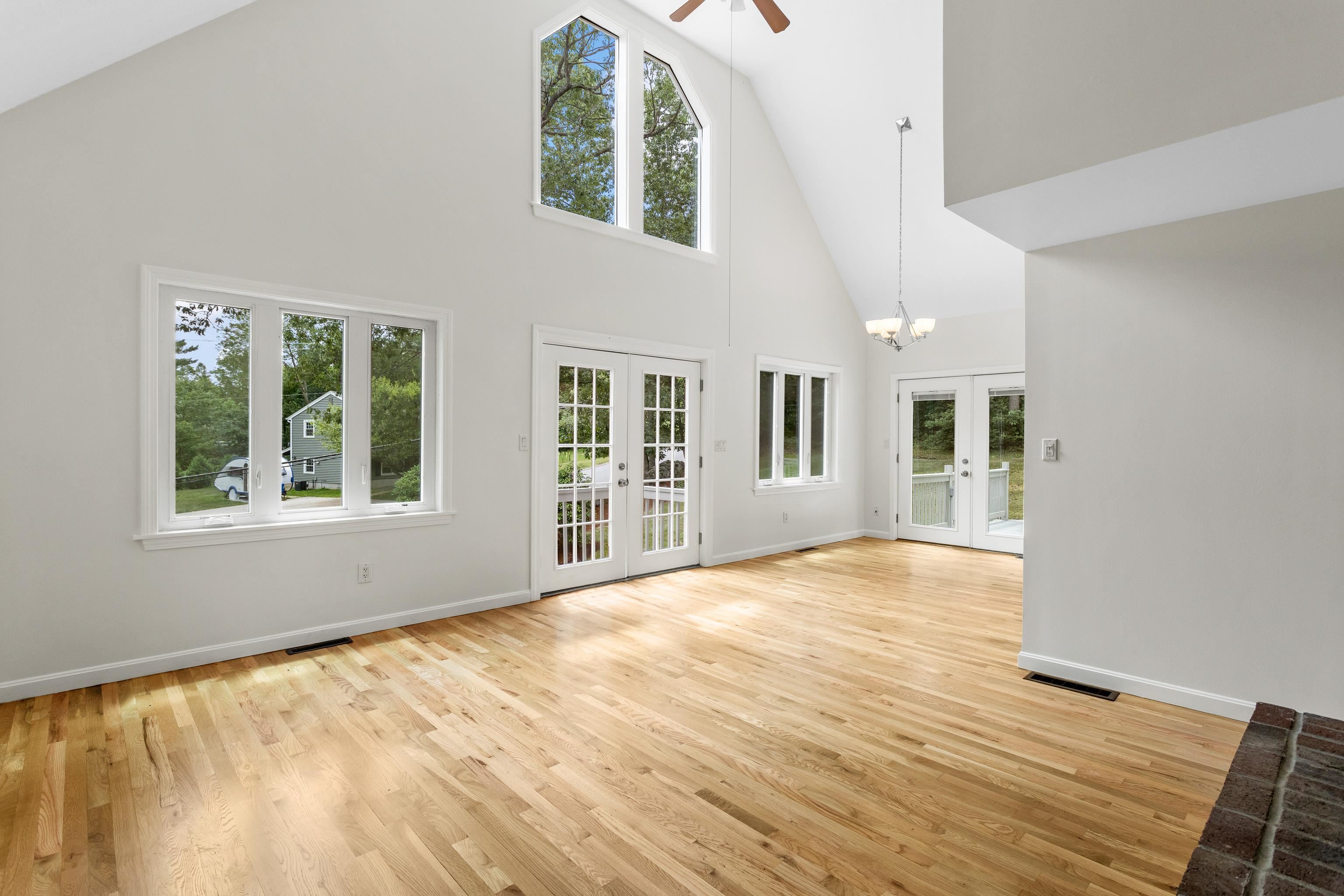 48 Drew Road Derry, NH 03038 - Photo 13 of 58