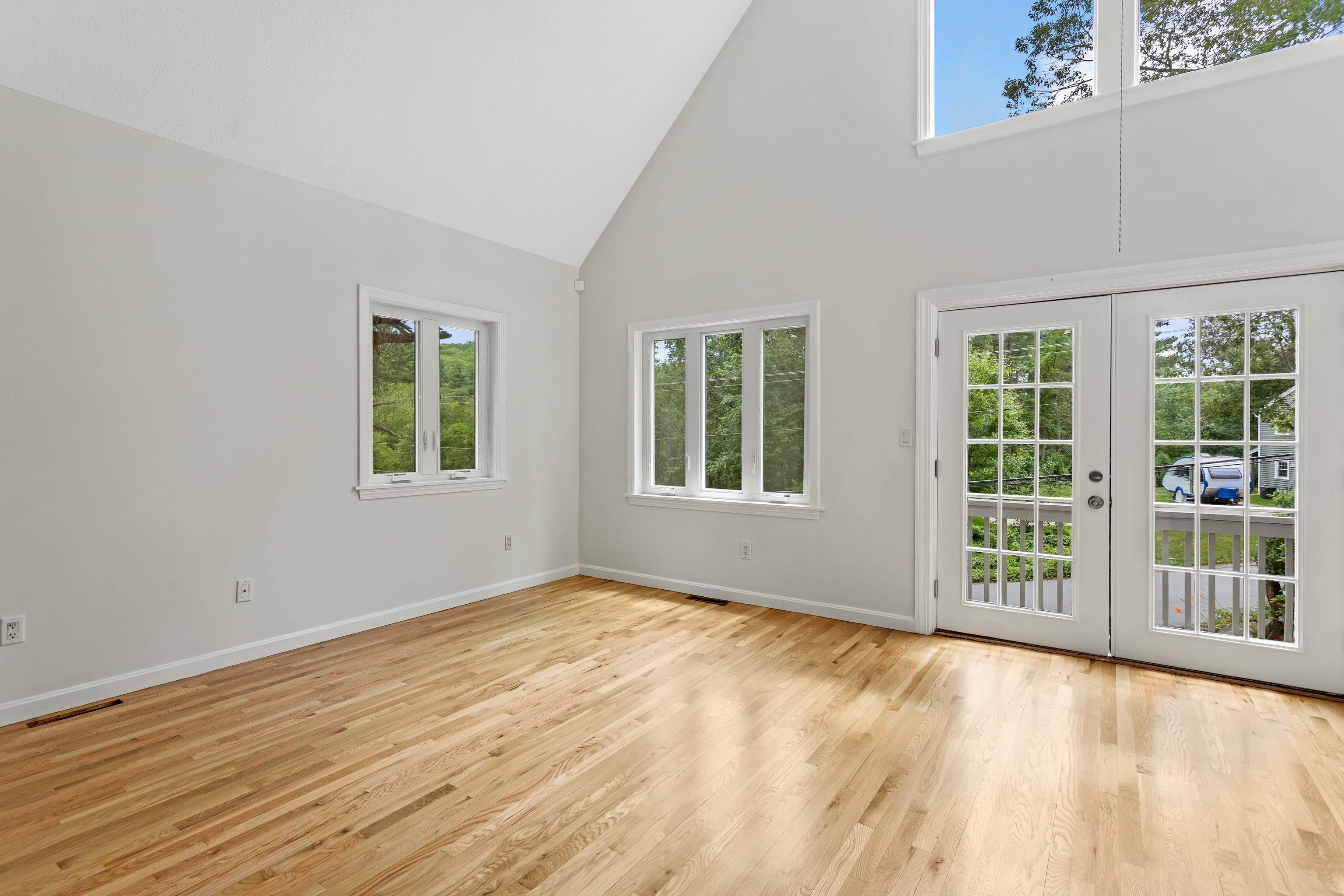 48 Drew Road Derry, NH 03038 - Photo 14 of 58