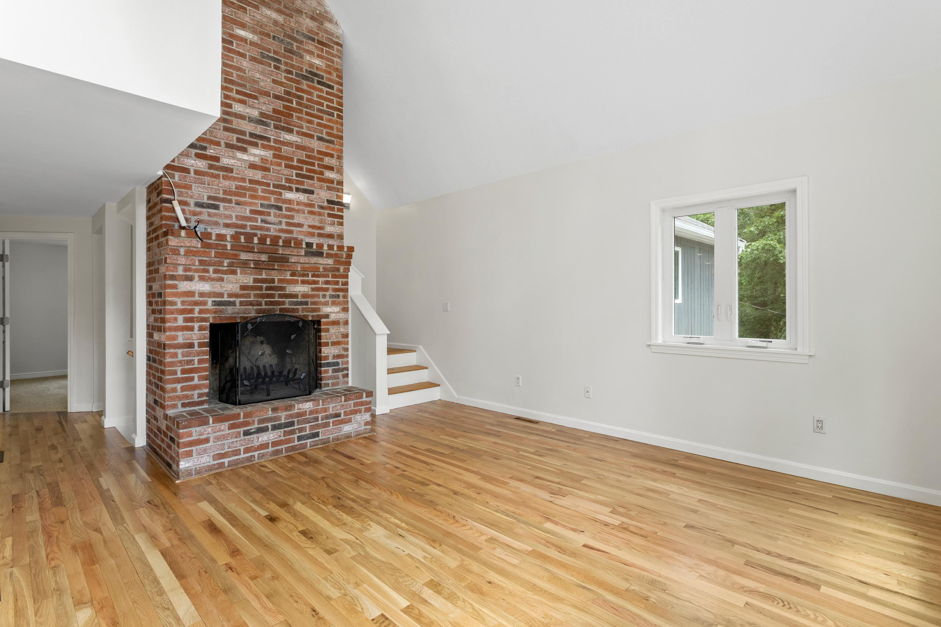 48 Drew Road Derry, NH 03038 - Photo 16 of 58