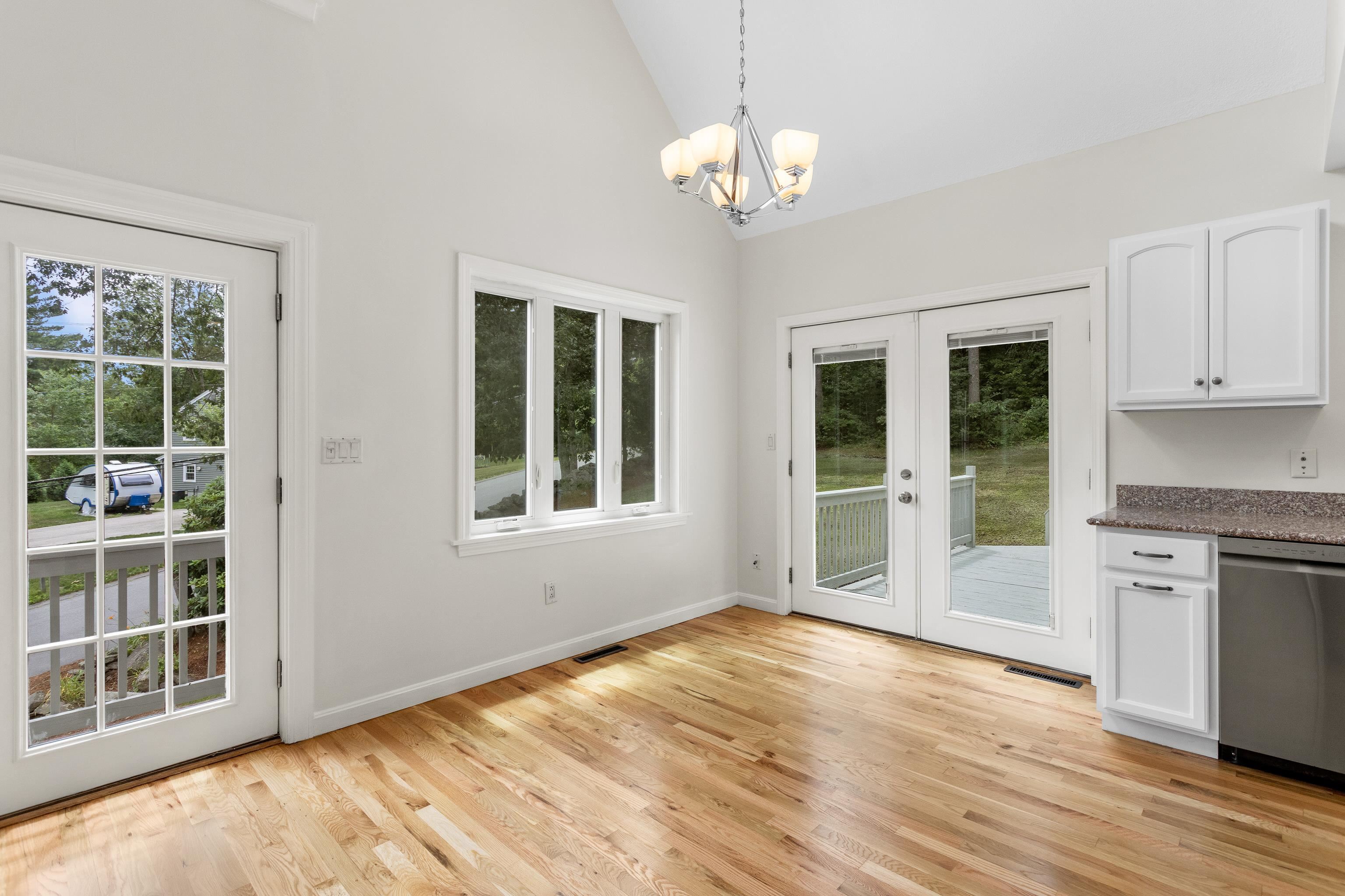 48 Drew Road Derry, NH 03038 - Photo 18 of 58