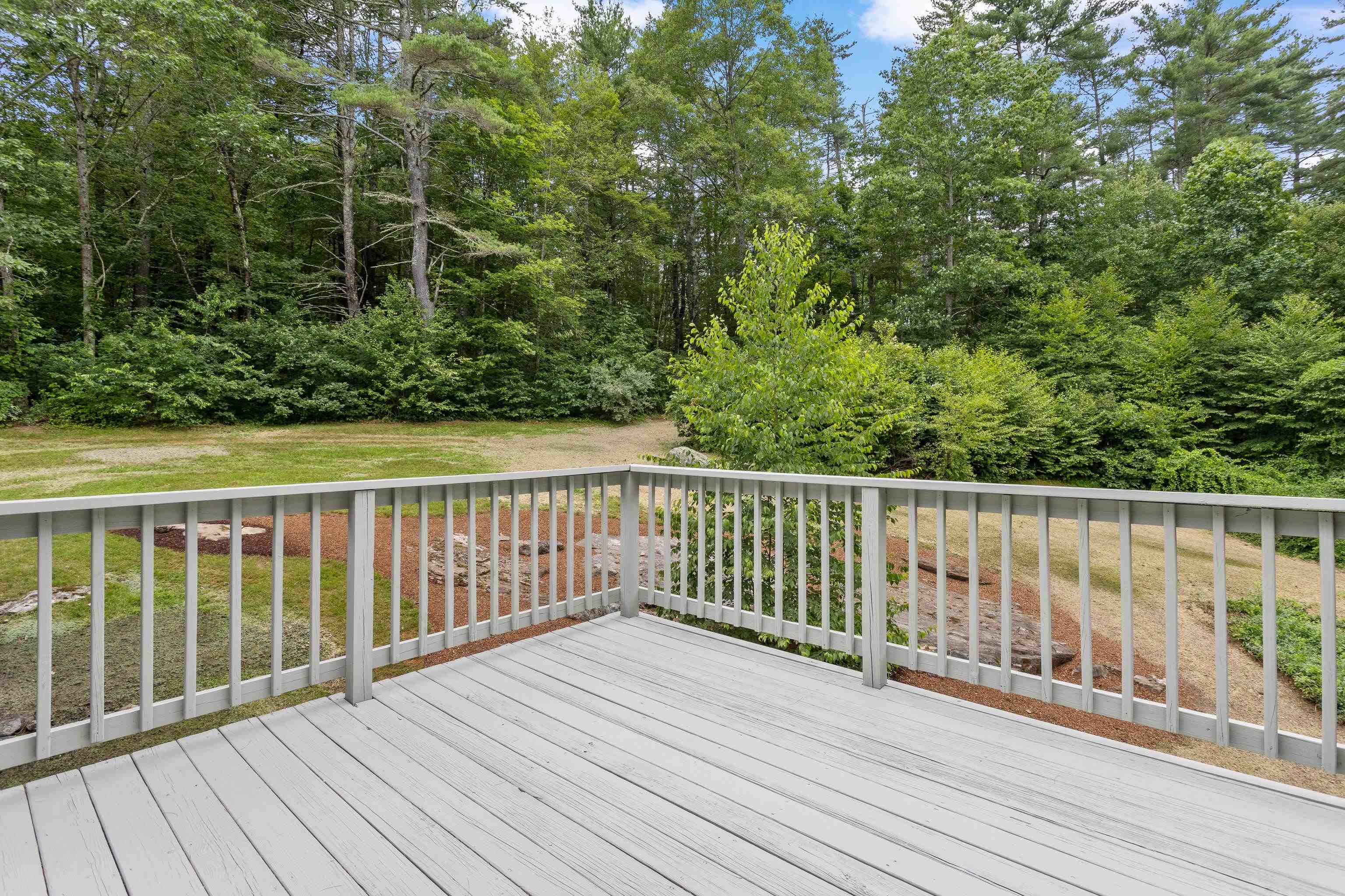 48 Drew Road Derry, NH 03038 - Photo 27 of 58