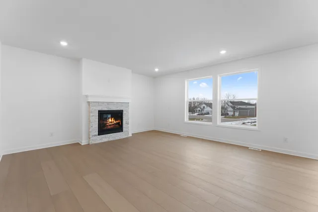 $598,750 | 1930 Tamarack Road, Carver, MN 55315