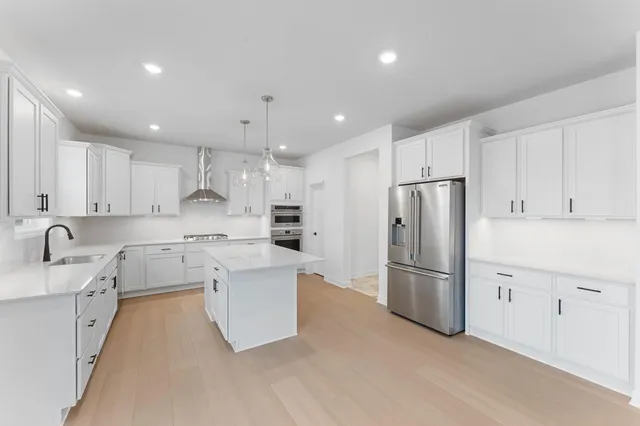 $598,750 | 1930 Tamarack Road, Carver, MN 55315