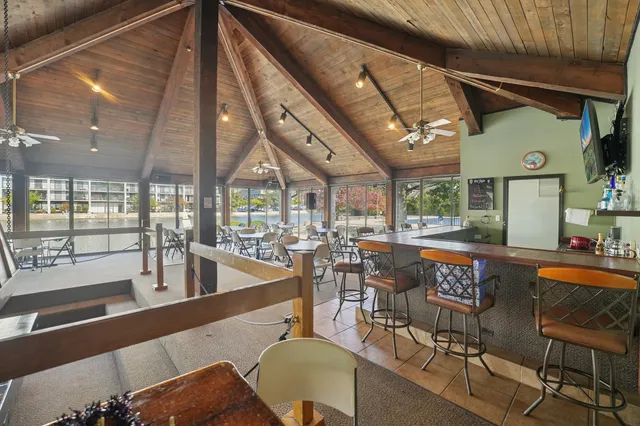 $254,000 | 2005 South Finley Road, Unit 1202, Lombard, IL 60148