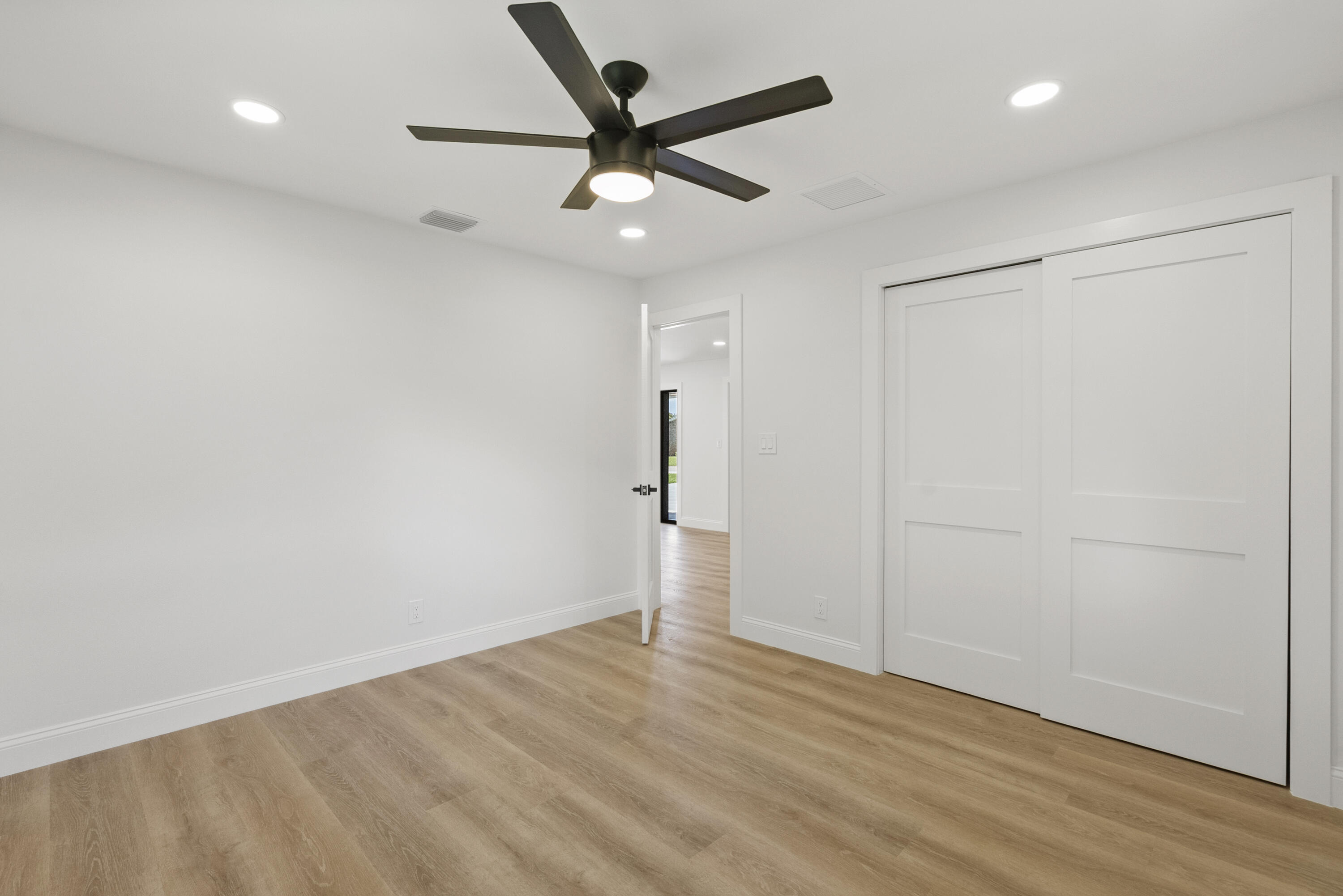 128 Norfolk Road Jupiter, FL 33469 - Photo 25 of 46 bedroom 2