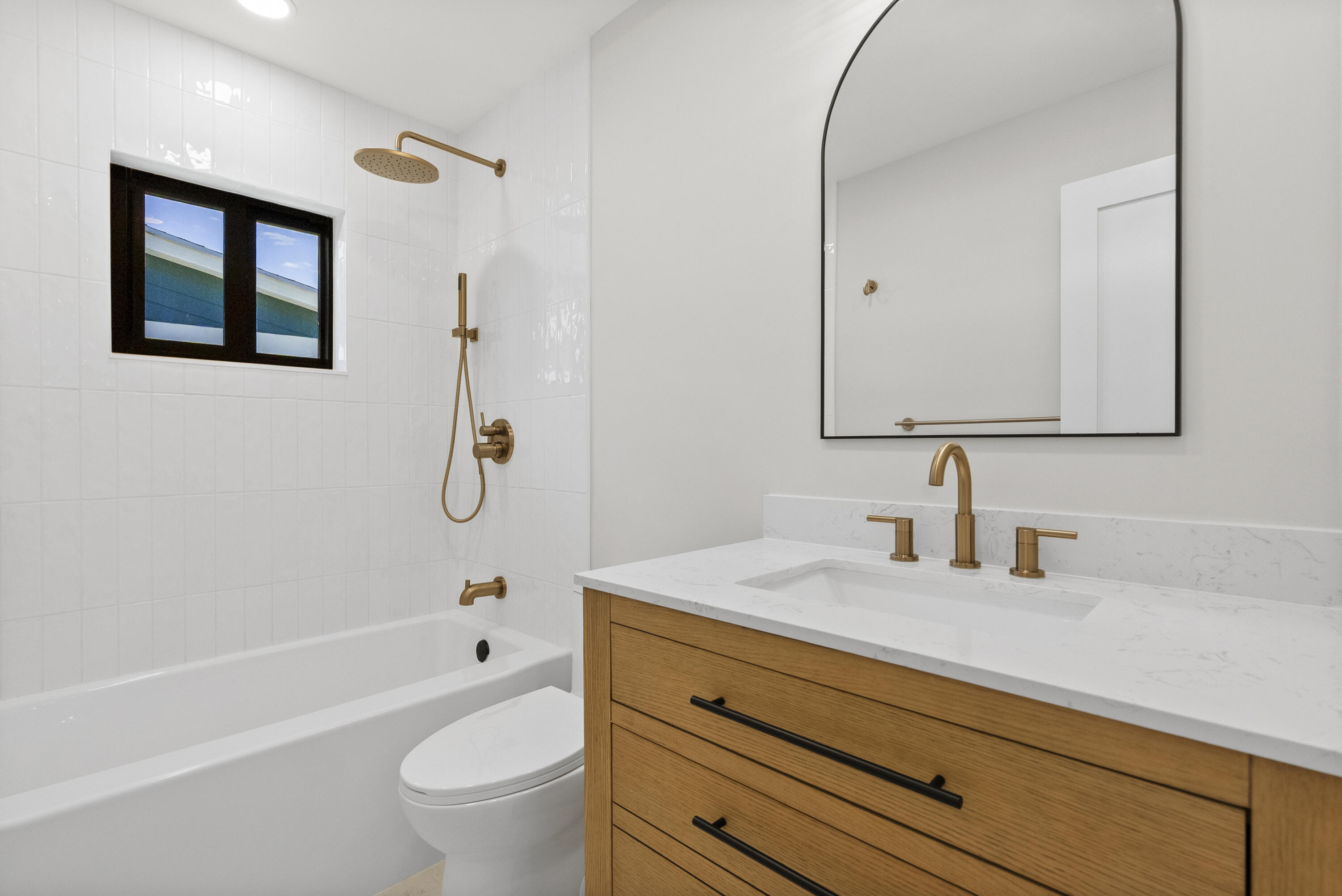 128 Norfolk Road Jupiter, FL 33469 - Photo 27 of 46 secondary bath