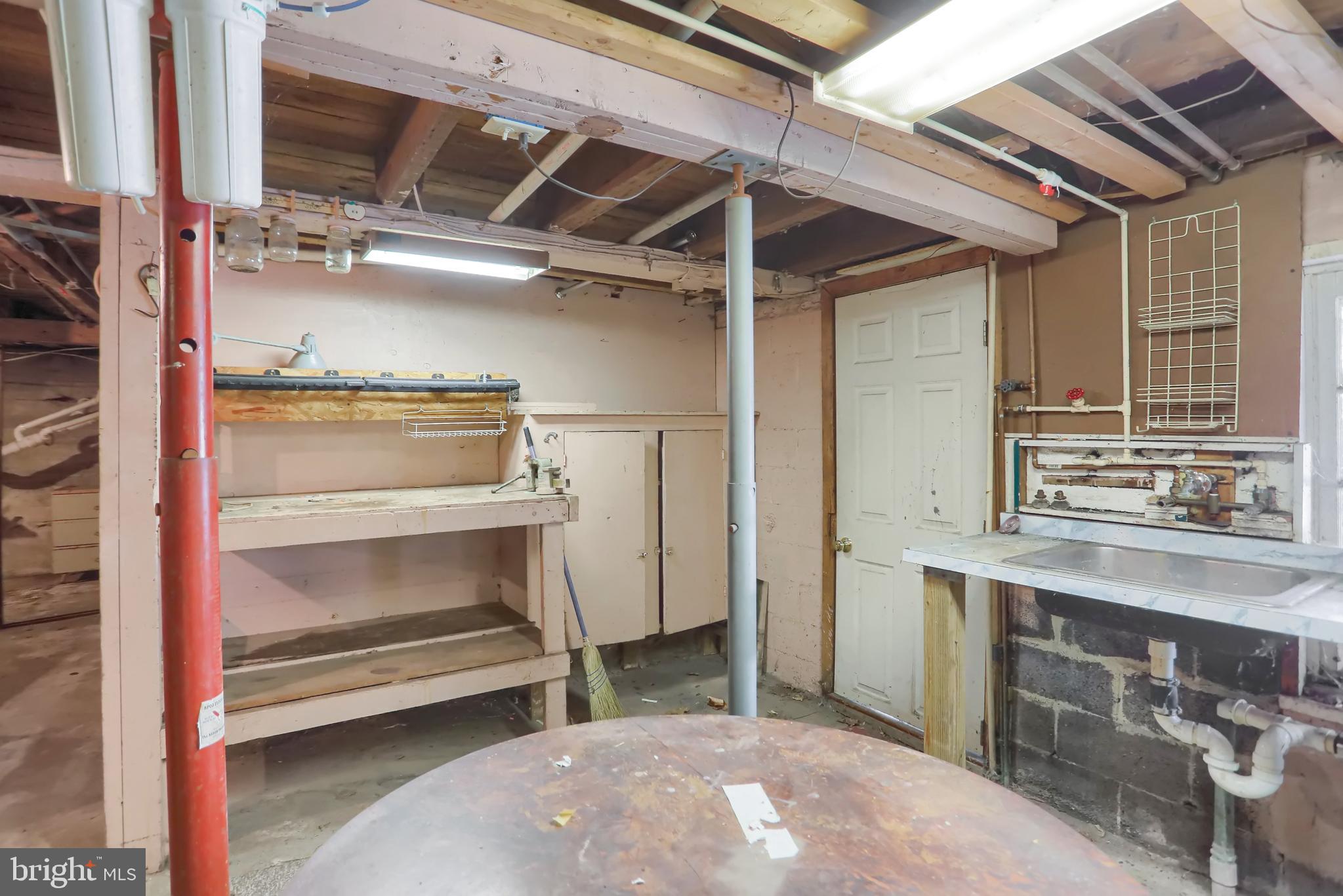 211 Oak Street Lykens, PA 17048 - Photo 38 of 50